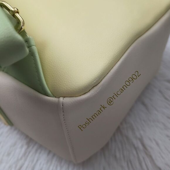 Loungefly Disney Peter Pan Tinkerbell Top Knit Mini Backpack - Picture 12 of 13